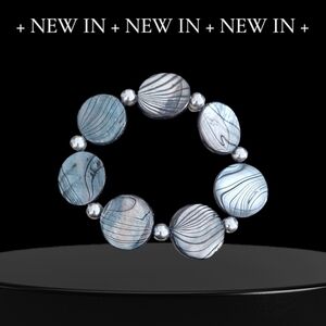 Oyster Shell Silver Beaded Bracelet